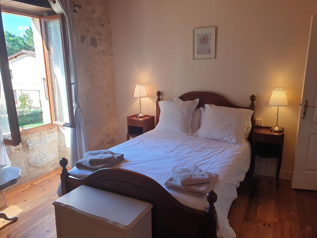Chez Louis Gites Fumel Extérieur photo