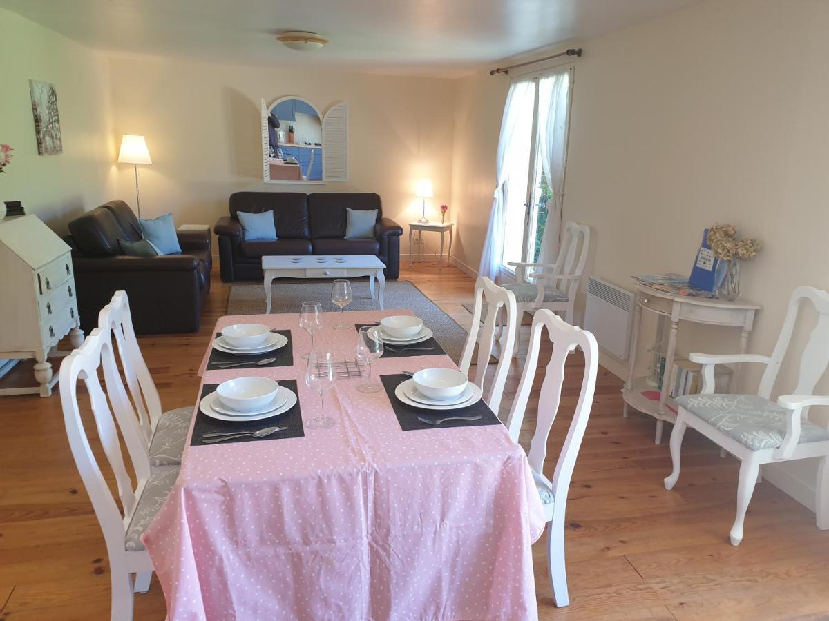 Chez Louis Gites Fumel Extérieur photo